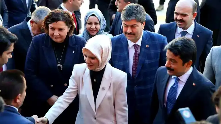 Aile Sofraları: Geleneklerin Yaşayan Mirası