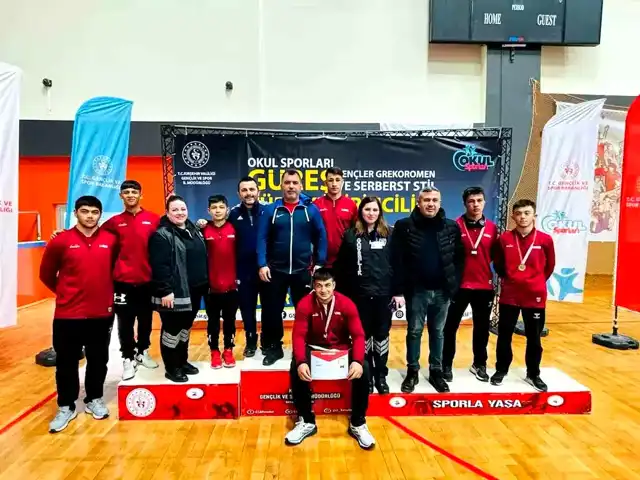 Manisa Güreş Takımı Türkiye Şampiyonu!